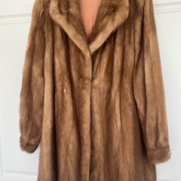 Beautiful Vintage Mink Coat